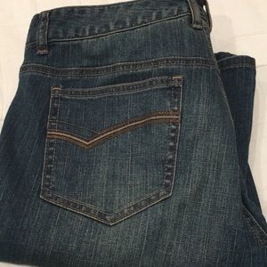 Tommy Hill figure classic boot cut jeans